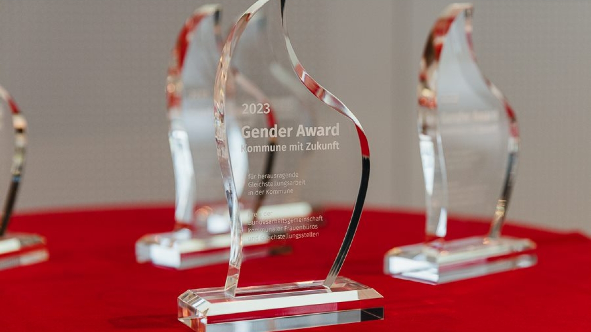 Gender Award Stele 2023